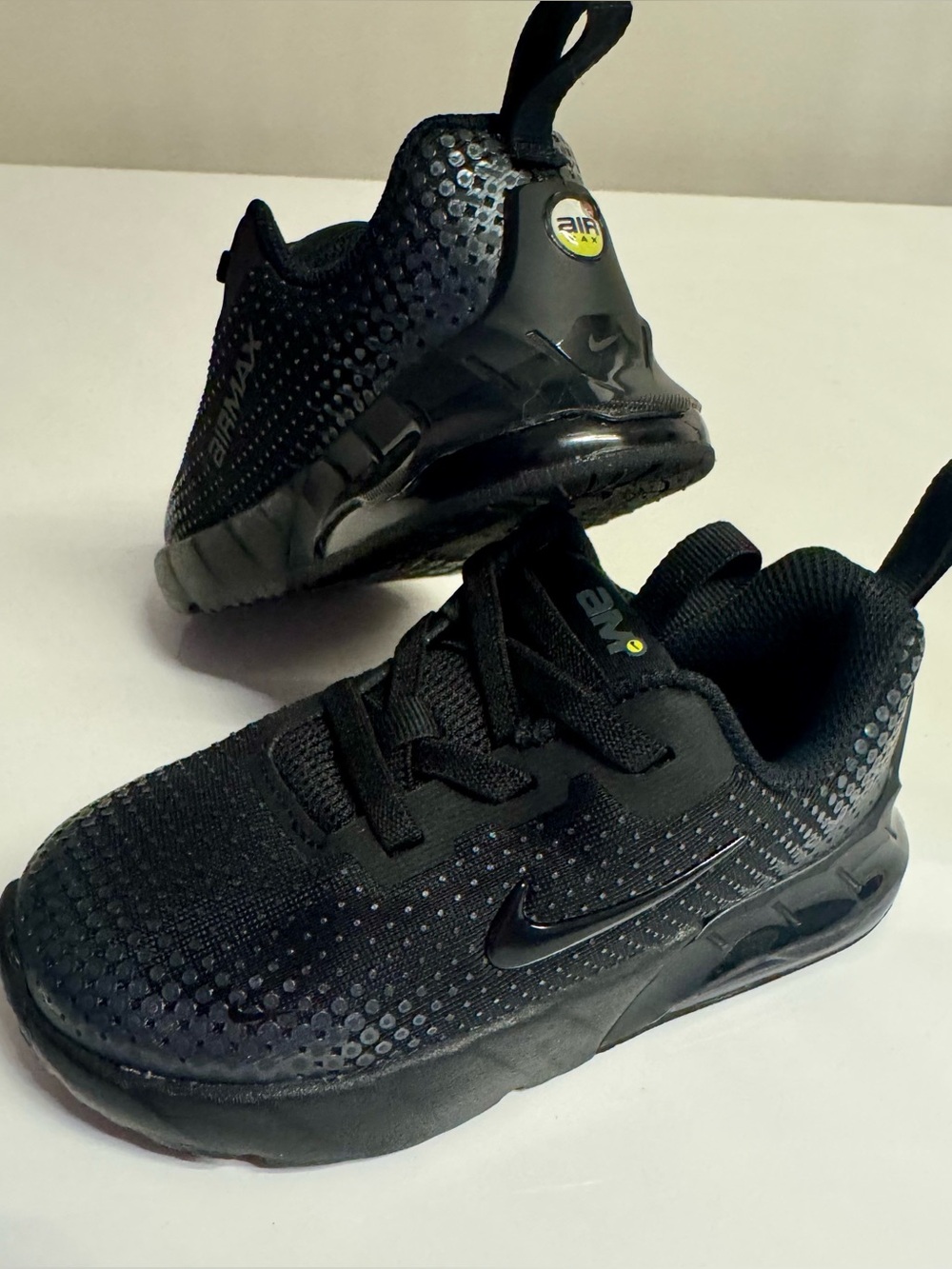 New Nike Air Max Phoenix Baby/Toddler Shoes (Black/Anth), size 9